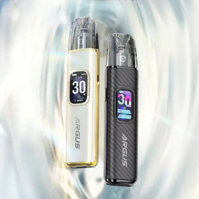 VOOPOO ARGUS G3 電子煙主機形象主圖。一隻手握住帶有絢麗漸變色的裝置，背景為多彩光影，強調 Slogan "GO COLORFUL"。超大彩色螢幕清晰顯示充滿活力的 UI 介面。