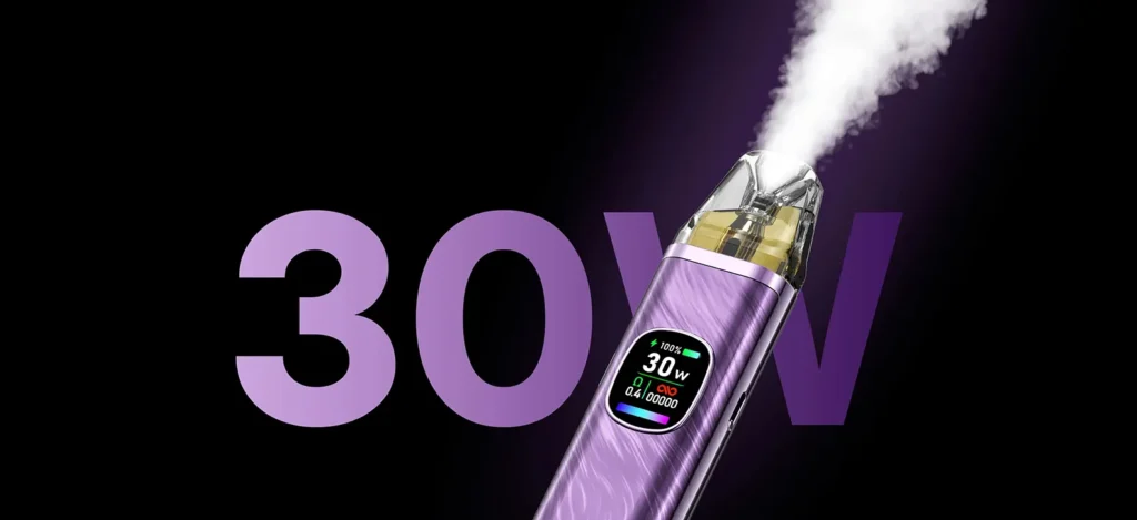 OXVA XLIM PRO 2 小蠻牛二代電子煙主機羽毛紫版特寫橫幅圖，螢幕清晰顯示 30W 輸出功率與電量，展現高清互動彩屏與科技感煙霧繚繞效果